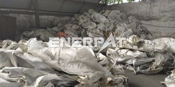 廢噸包袋臟亂難處理？噸包袋清洗線助力回收收益高