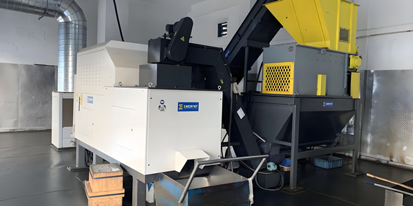 恩派特鋁屑壓塊機-應(yīng)對切削油危害的創(chuàng)新解決方案