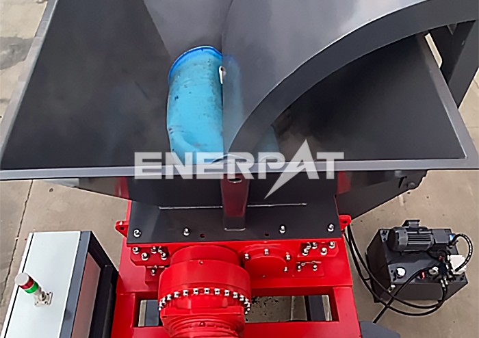 塑料化工桶破碎機