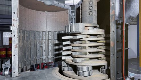 高韌性耐磨鋼鑄件錘頭