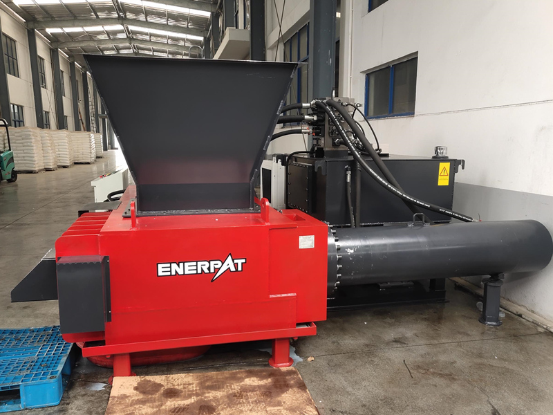 清遠CJ高精銅帶有限公司與恩派特定制銅屑銅刨花壓塊機案例