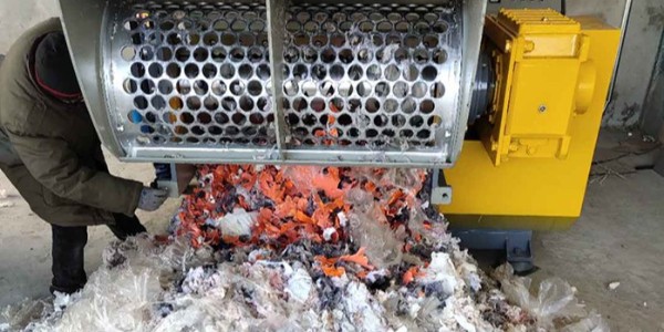 要想編織袋破碎機使用壽命長 日常保養維護才重要！