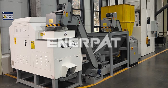 鐵屑?jí)簤K機(jī)