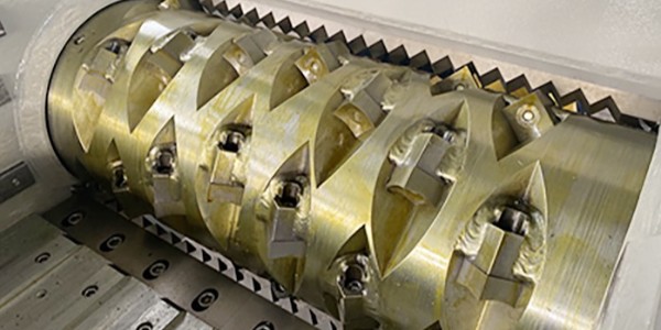 塑料撕碎機刀片怎么選？撕碎機刀片選擇技巧分享