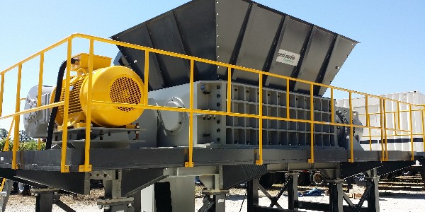 想處理塑料垃圾 就選擇恩派特塑料撕碎機！