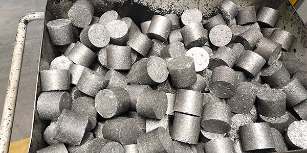 廢屑回收高效、環保，選擇液壓鋁屑壓餅機