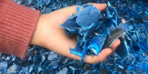 化工桶破碎機，探索危廢桶的可持續發展